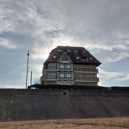 Apartment With Balcony Close To The Beach 卡布尔 外观 照片